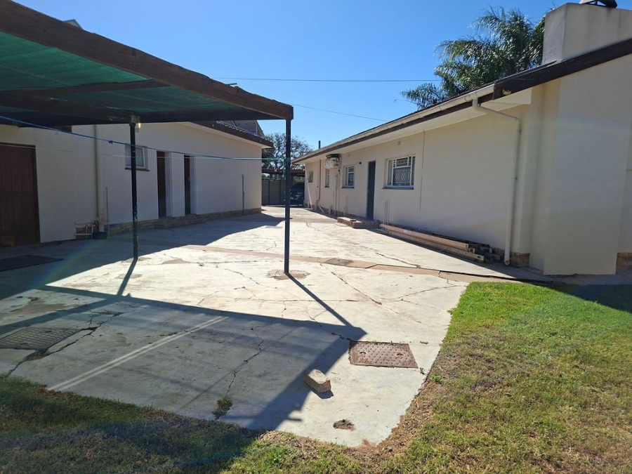 3 Bedroom Property for Sale in Vredendal Western Cape